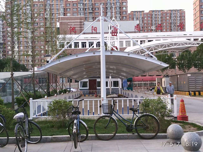 張拉膜車棚 張拉膜車棚